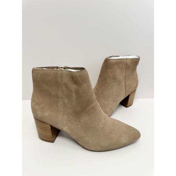 Blondo Booties Size 8 Tan Cow Suede Ankle Boots Block Heel Pull On Side Zip - Picture 4 of 9